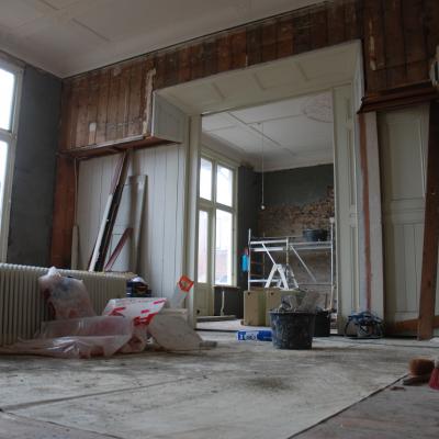 Kastenwand met schuifdeur, niet originele delen verwijderd